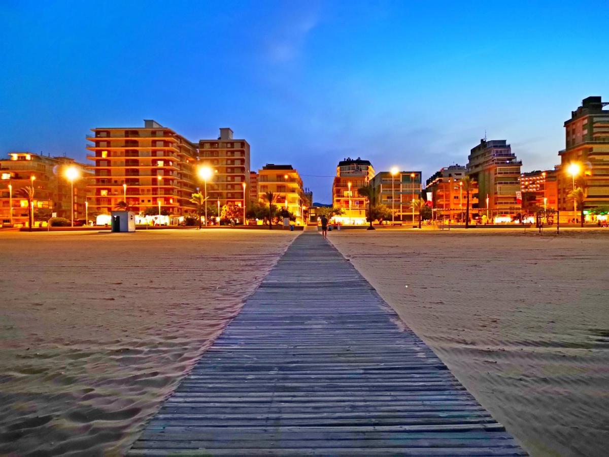 Ana Maria Solo Familias Playa de Gandia