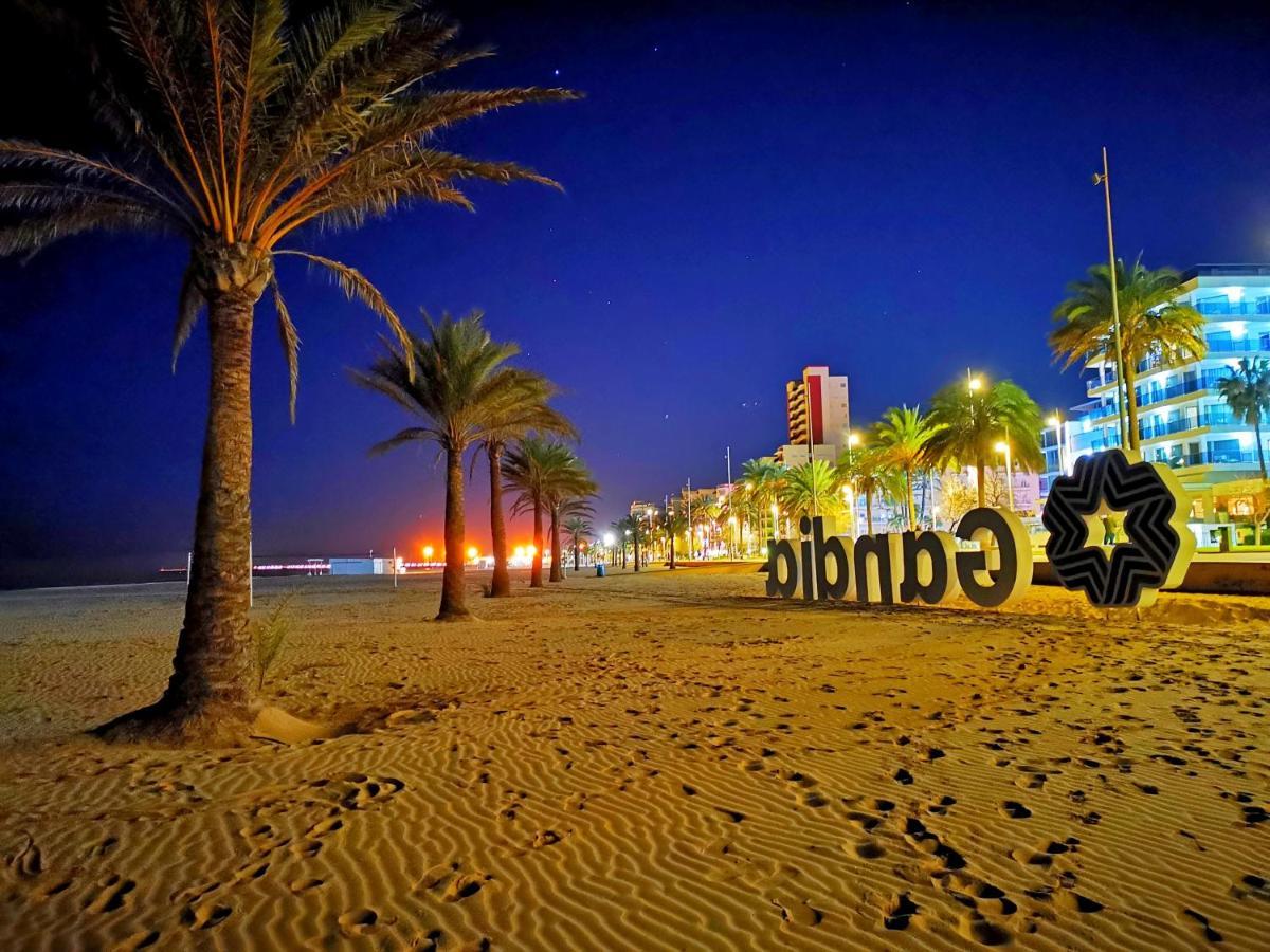 Ana Maria Solo Familias Playa de Gandia